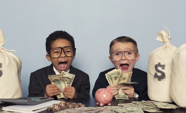 This is how to teach your kids about money (Detailed). 